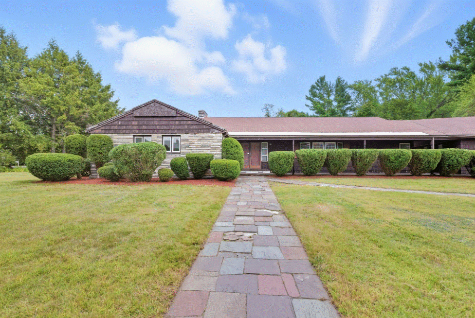 22 Kirkland Drive, Andover, MA, 01810