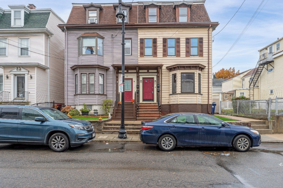 24 Brighton St, Boston, MA: Charlestown, 02129