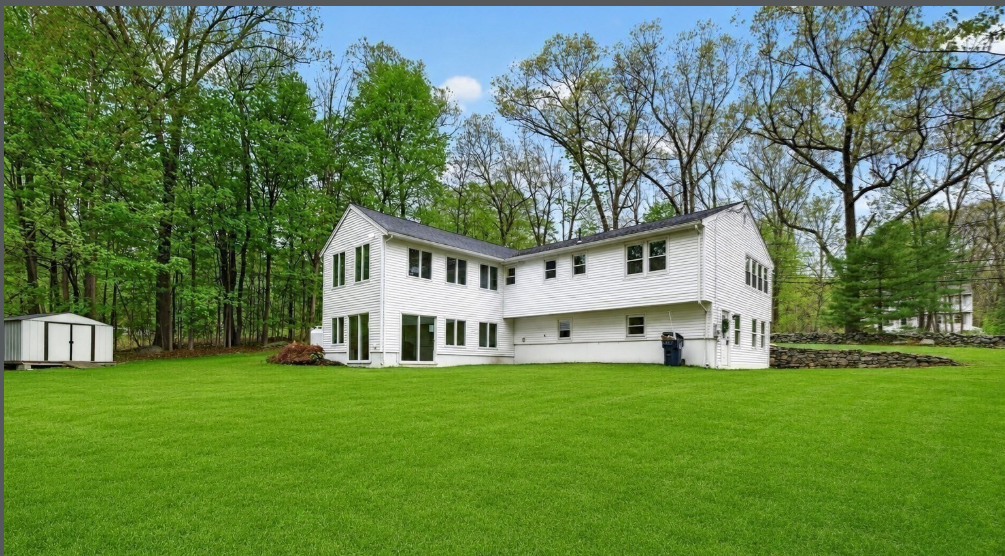 207 Bigelow St, Marlborough MA, 01752