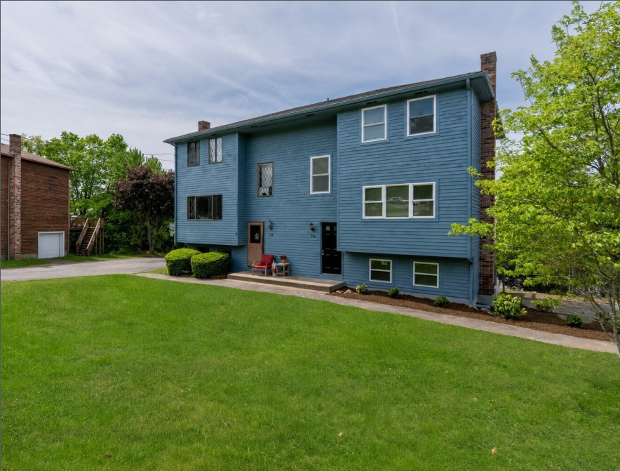 216 West St, Unit 216, Hopedale, MA 01747
