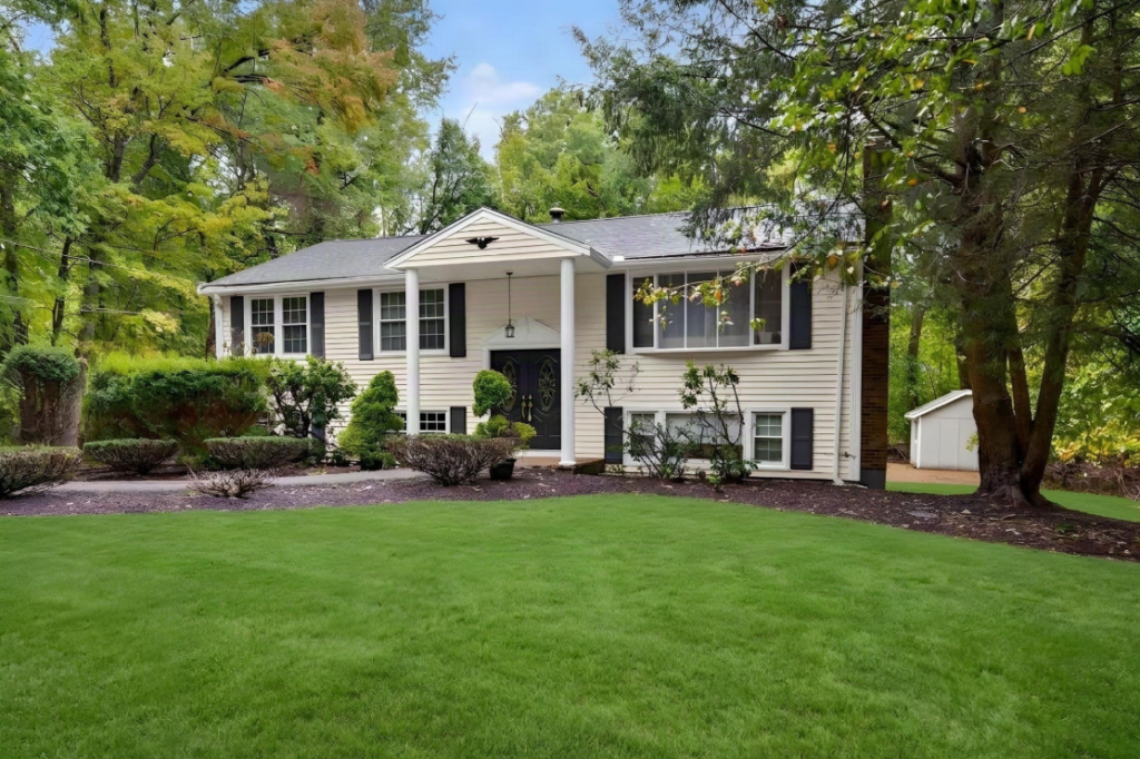 8 Allen Road, Easton, MA, 02356